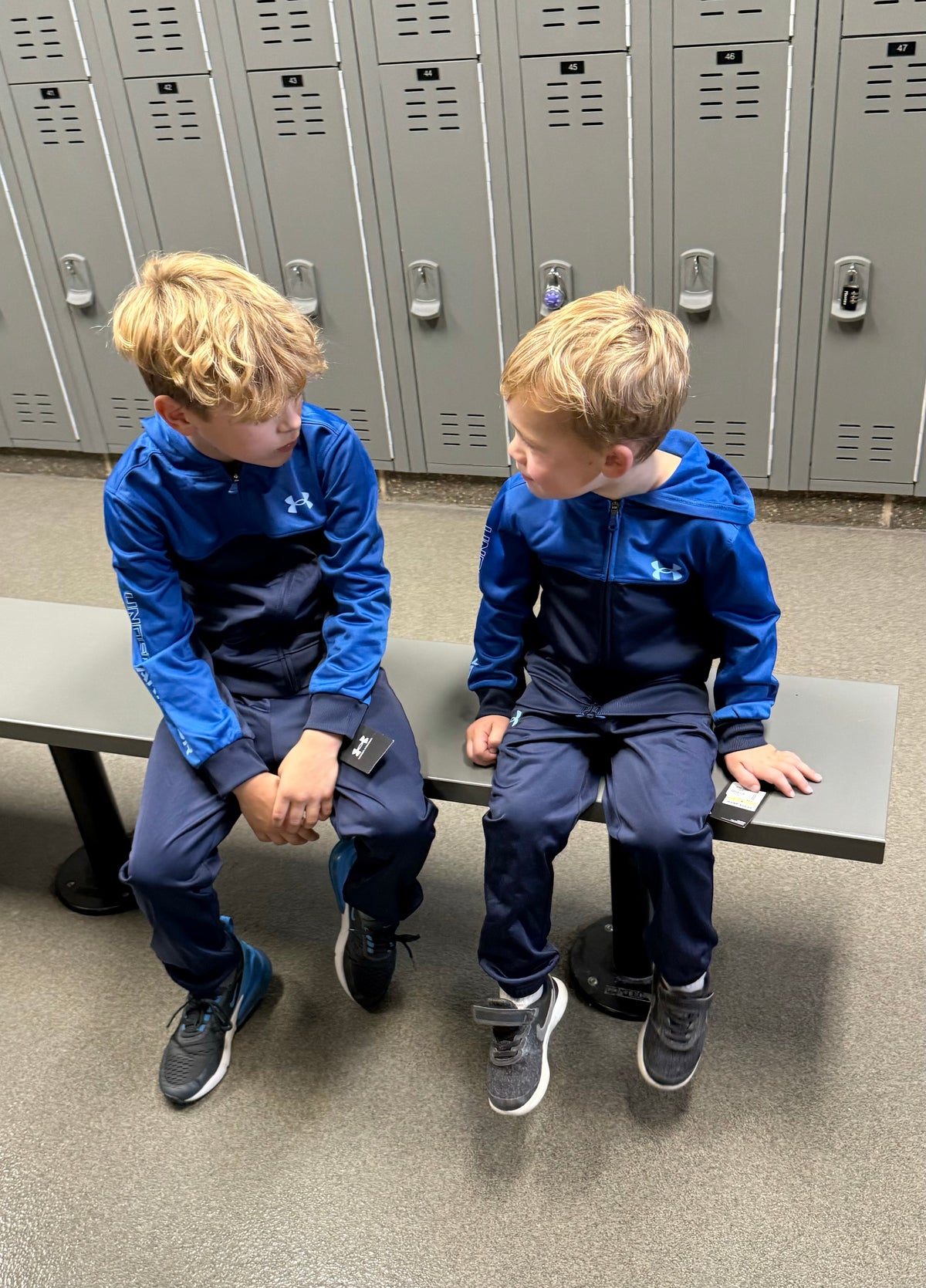 Boys UA 2 Tone Blue 2 Piece Set