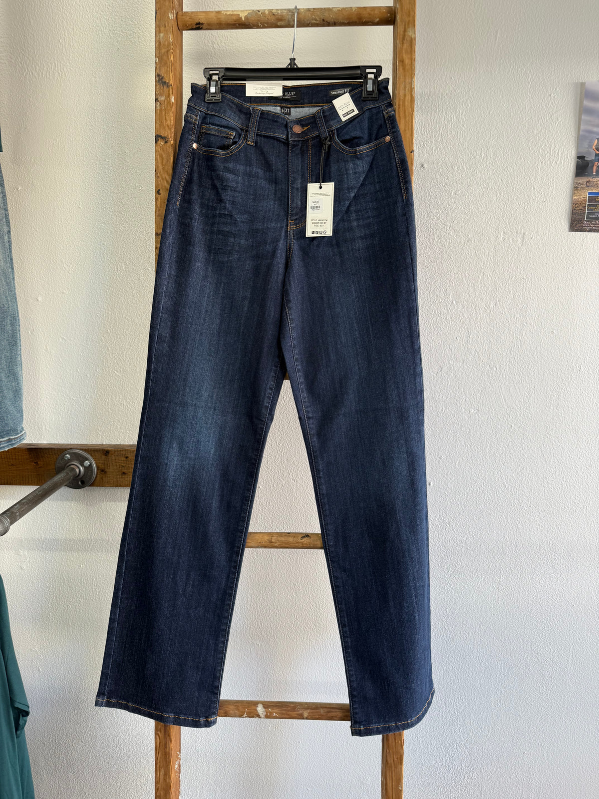 Judy Blue HW Straight Jean