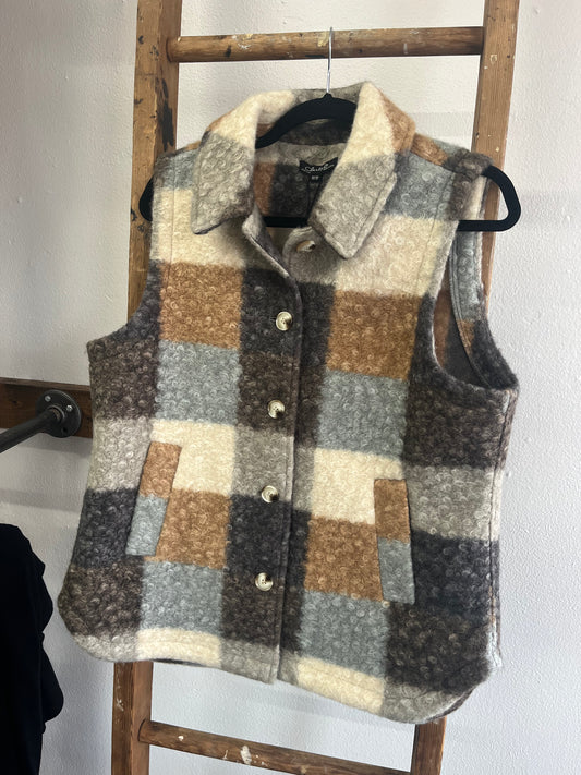 Charlie B Plaid Vest